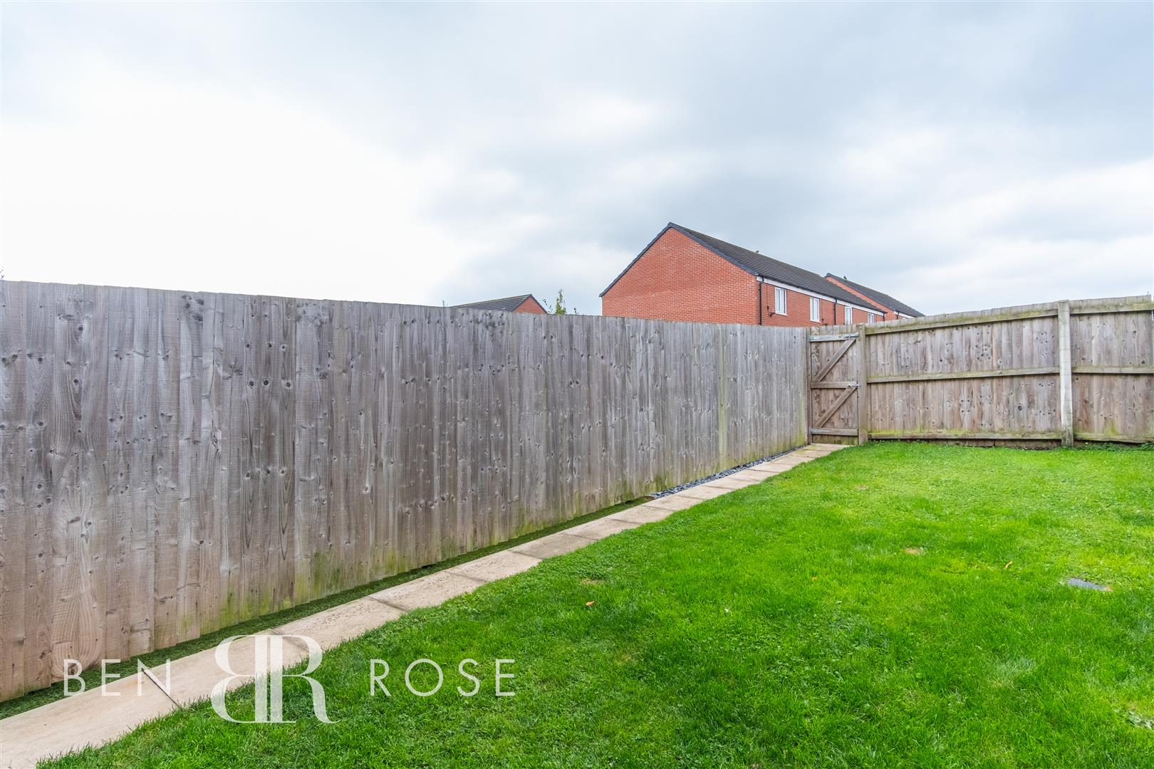 3 bed property in Brookwood Way, Chorley